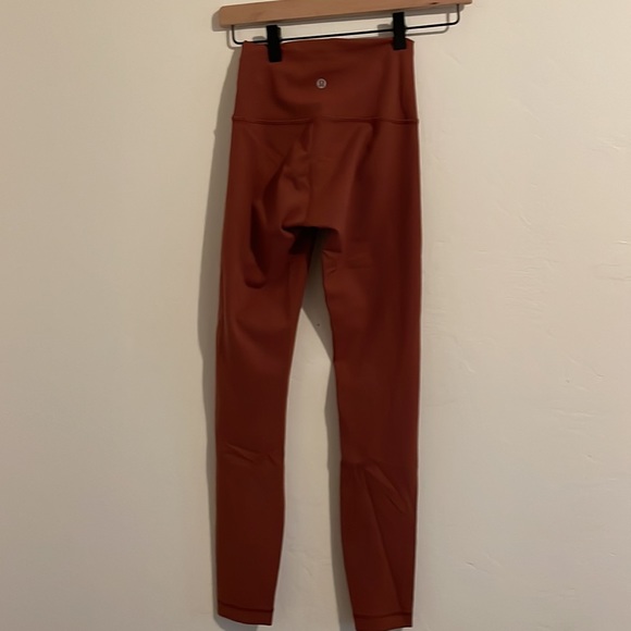 Lululemon Wunder Train High Rise 25 in. - Picture 2 of 5